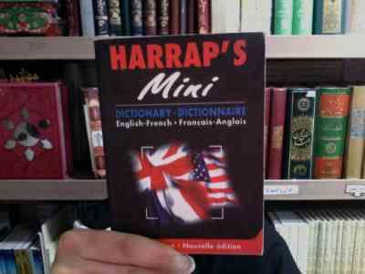 HARRAPS MINI DICTIONARY ENGLISH - FRANCAIS