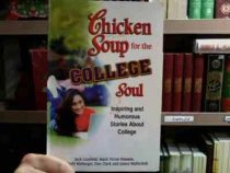 Chicken Soup for the College Soul Inspiring and Humorous Stories About College (مجموعه داستان های کو